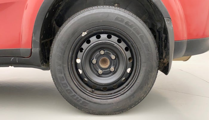 2014 Mahindra XUV500 W6, Diesel, Manual, 92,368 km, Left Rear Wheel