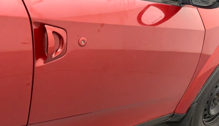 2014 Mahindra XUV500 W6, Diesel, Manual, 92,368 km, Driver-side door - Paint has faded