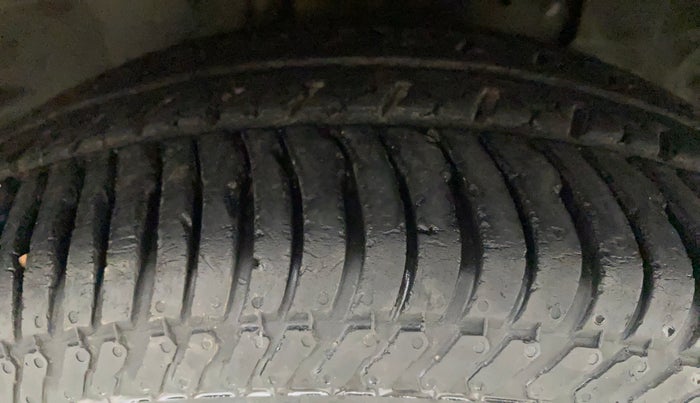 2018 Ford Ecosport TITANIUM 1.5L PETROL, Petrol, Manual, 47,804 km, Right Front Tyre Tread