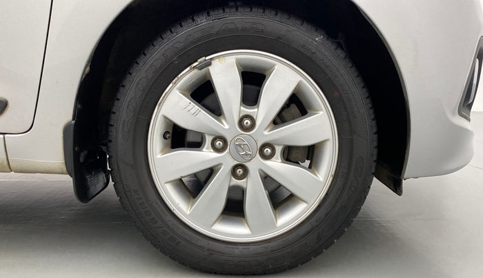 2014 Hyundai Xcent SX 1.2 OPT, Petrol, Manual, 17,724 km, Right Front Wheel