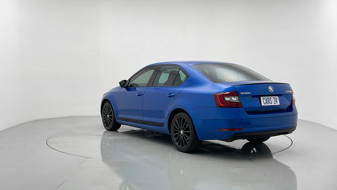 Left Back Diagonal (45- Degree) View