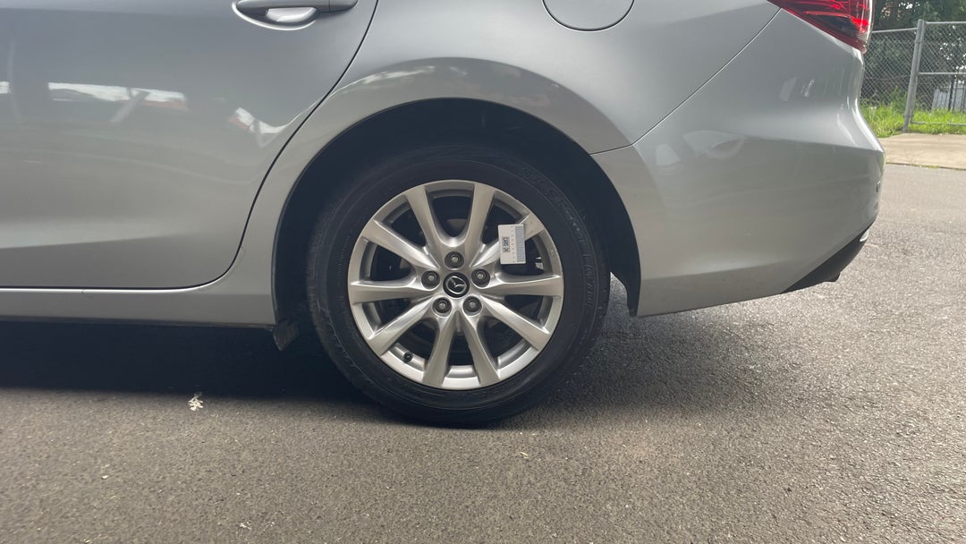 Wheels Rim Front LHS Scratch