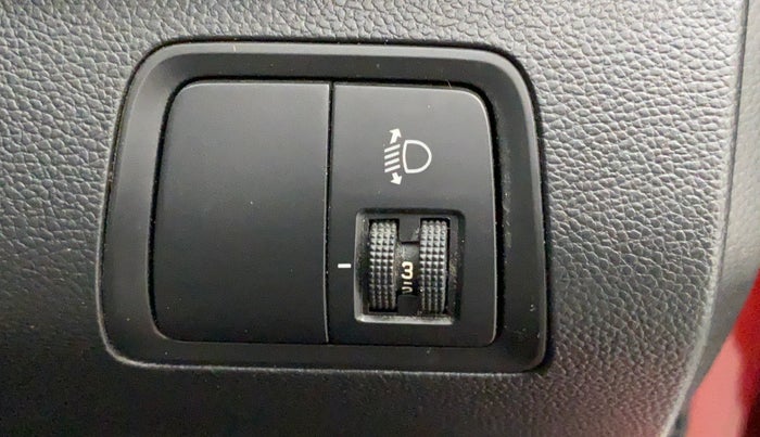 2018 Hyundai Elite i20 Magna Executive 1.2, Petrol, Manual, 24,582 km, Dashboard - Headlight height adjustment not working