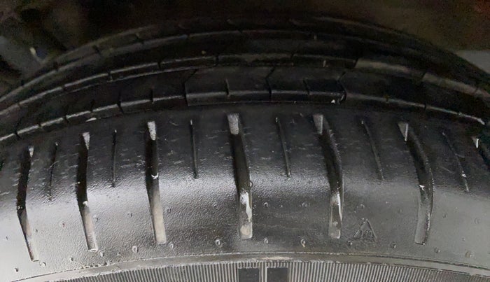2019 Maruti Baleno ALPHA PETROL 1.2, Petrol, Manual, 12,854 km, Left Front Tyre Tread