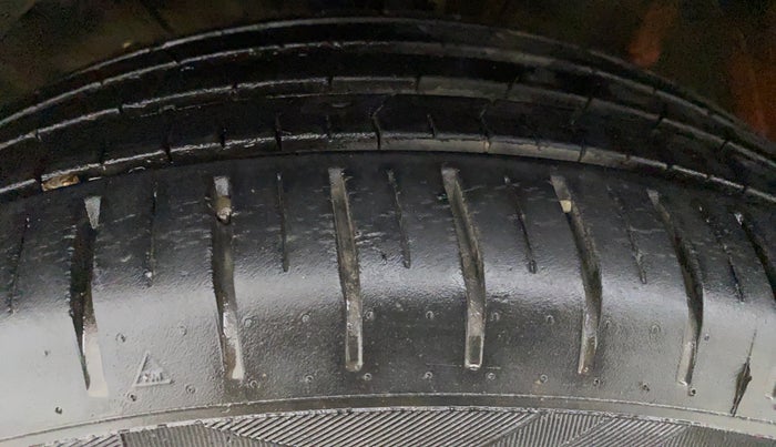 2019 Maruti Baleno ALPHA PETROL 1.2, Petrol, Manual, 12,854 km, Right Front Tyre Tread