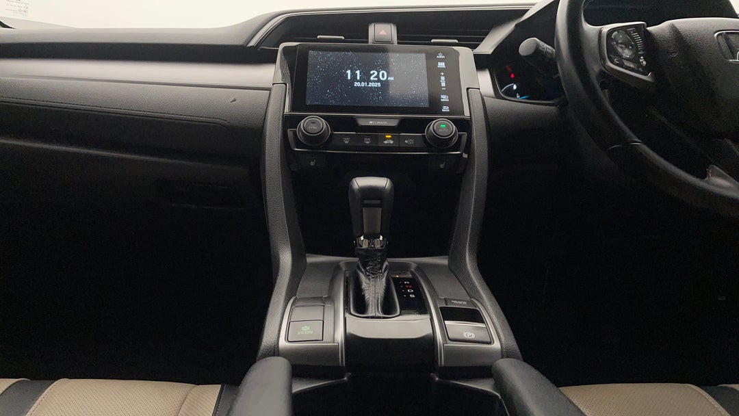 2018 Honda Civic Vti-lx, Automatic, 55123 km, Center Console