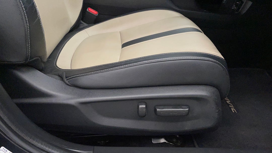 2018 Honda Civic Vti-lx, Automatic, 55123 km, Drivers Side Adjustment Panel
