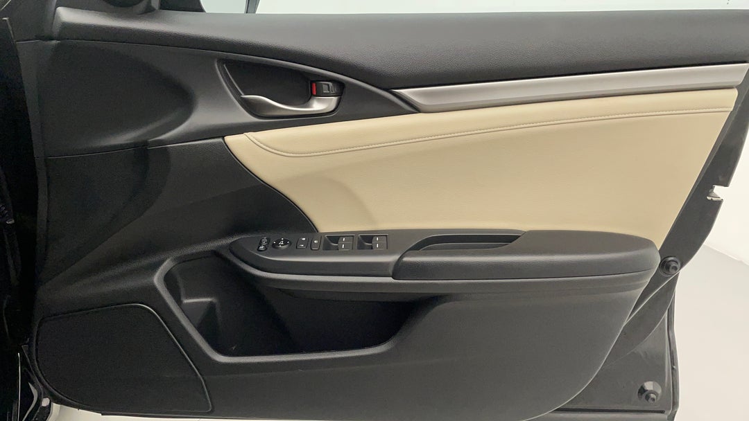 2018 Honda Civic Vti-lx, Automatic, 55123 km, Speaker View