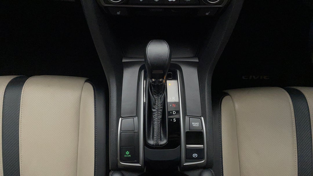 2018 Honda Civic Vti-lx, Automatic, 55123 km, Gear Lever 