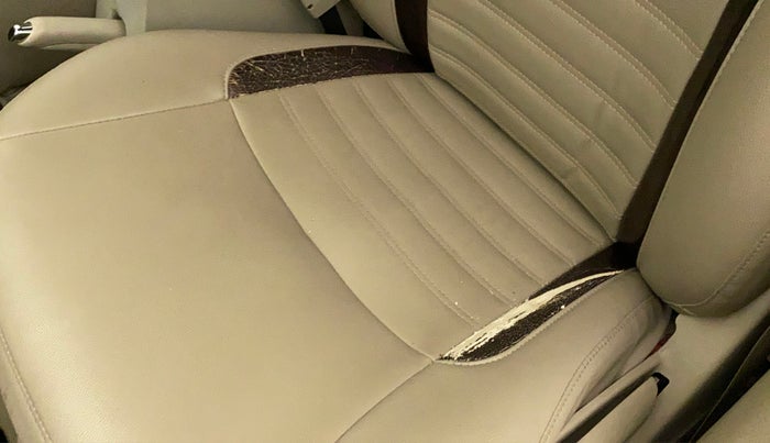 2016 Maruti Ertiga VXI CNG, CNG, Manual, 95,911 km, Front left seat (passenger seat) - Cover slightly torn