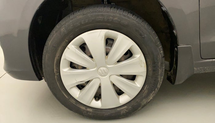 2016 Maruti Ertiga VXI CNG, CNG, Manual, 95,911 km, Left Front Wheel