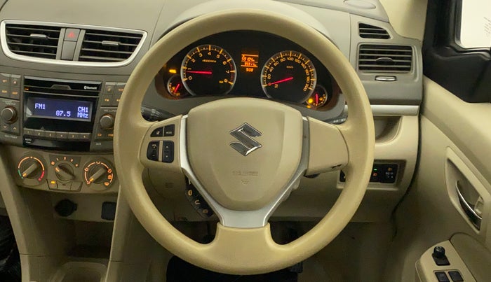 2016 Maruti Ertiga VXI CNG, CNG, Manual, 95,911 km, Steering Wheel Close Up