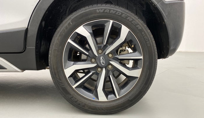 2020 Mahindra XUV300 1.2 W8 OPT, Petrol, Manual, 26,776 km, Left Rear Wheel