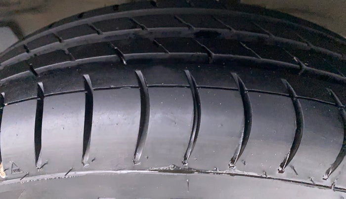 2018 Maruti OMNI E STD, Petrol, Manual, 47,874 km, Right Rear Tyre Tread