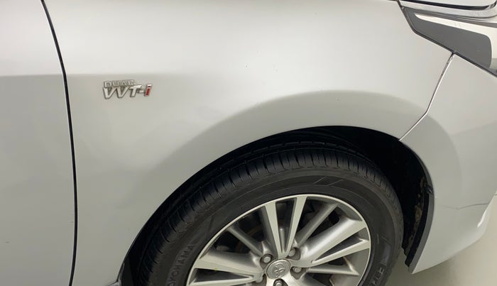 2015 Toyota Corolla Altis VL CVT PETROL, Petrol, Automatic, 83,431 km, Right fender - Slightly dented