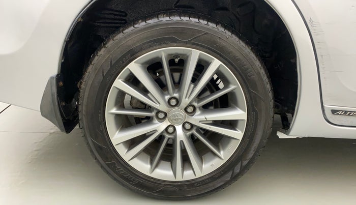 2015 Toyota Corolla Altis VL CVT PETROL, Petrol, Automatic, 83,431 km, Right Rear Wheel