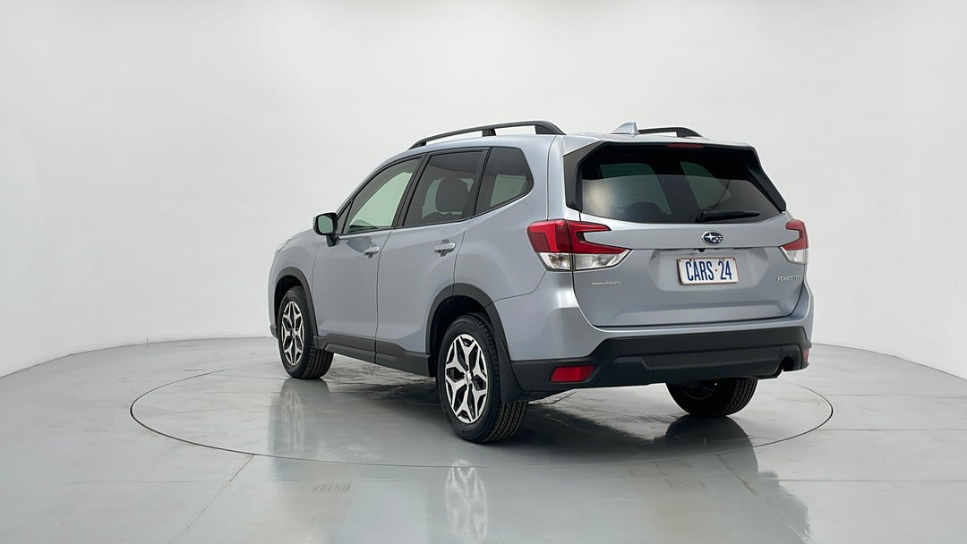 Left Back Diagonal (45- Degree) View