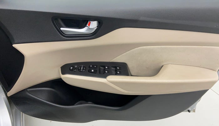 2019 Hyundai Verna 1.6 SX VTVT, Petrol, Manual, 36,614 km, Driver Side Door Panels Control