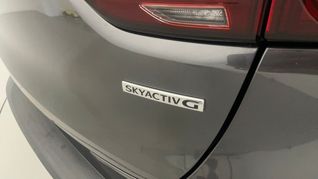 Badge (Boot Right Side)