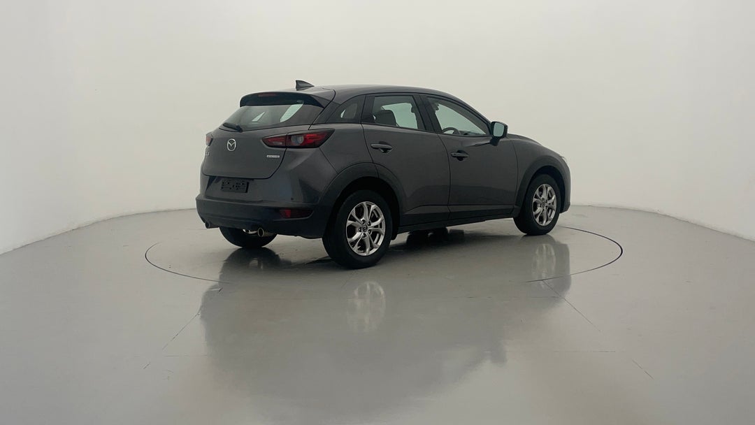 Right Back Diagonal (45- Degree) View