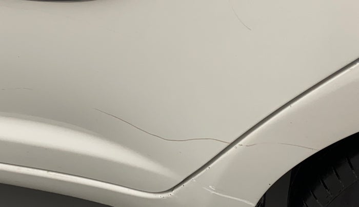 2011 Maruti Swift VXI, Petrol, Manual, 82,557 km, Rear left door - Minor scratches