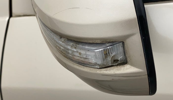 2014 Maruti Swift Dzire VXI, Petrol, Manual, 95,257 km, Left rear-view mirror - Indicator light not working
