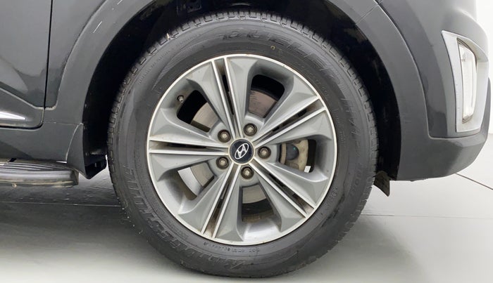 2018 Hyundai Creta 1.6 SX PLUS AUTO PETROL, Petrol, Automatic, 31,593 km, Right Front Wheel