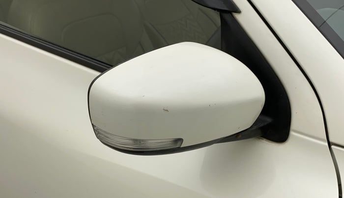 2017 Maruti Dzire VXI, Petrol, Manual, 96,392 km, Right rear-view mirror - Folding motor not working