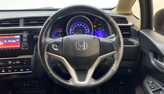 2017 Honda Jazz 1.2 V MT, Petrol, Manual, 43,723 km, Steering Wheel Close Up