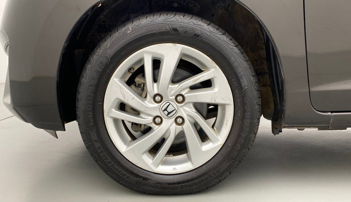 2017 Honda Jazz 1.2 V MT, Petrol, Manual, 43,723 km, Left Front Wheel