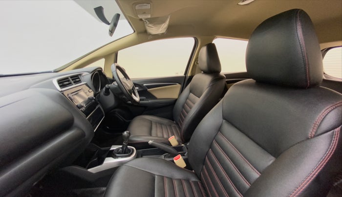 2017 Honda Jazz 1.2 V MT, Petrol, Manual, 43,723 km, Right Side Front Door Cabin