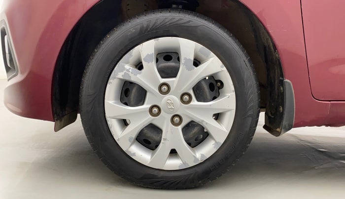 2014 Hyundai Grand i10 MAGNA 1.2 KAPPA VTVT, Petrol, Manual, 1,18,934 km, Left Front Wheel