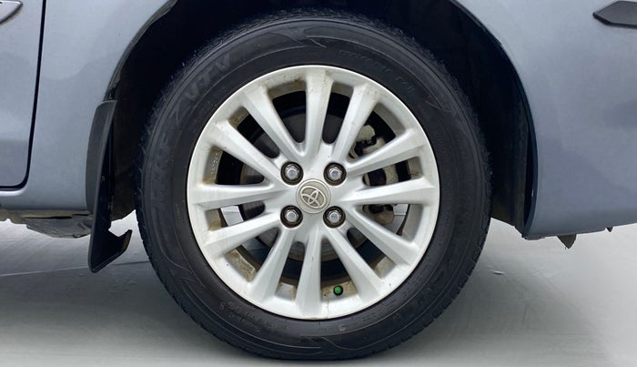 2014 Toyota Etios V SP, Petrol, Manual, 34,364 km, Right Front Wheel
