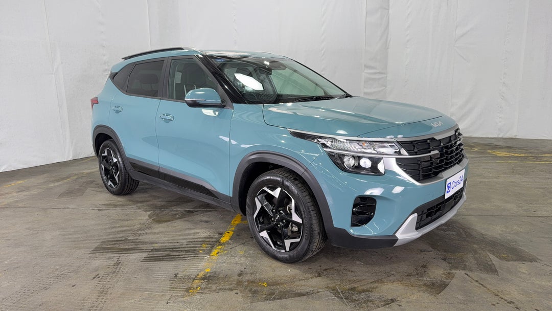 Right Front Diagonal (45- Degree) View