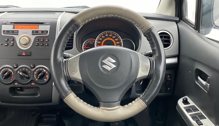 2012 Maruti Wagon R 1.0 VXI, Petrol, Manual, 56,373 km, Steering Wheel Close Up