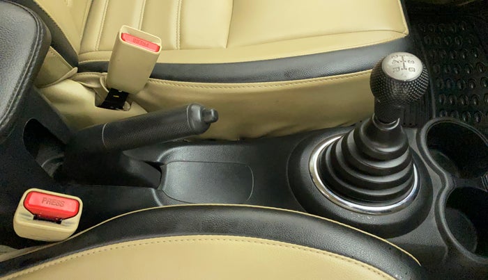 2016 Honda Amaze 1.2L I-VTEC SX, Petrol, Manual, 69,935 km, Gear Lever
