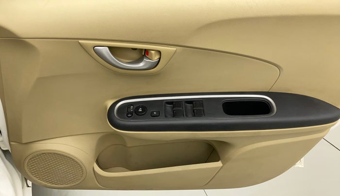 2016 Honda Amaze 1.2L I-VTEC SX, Petrol, Manual, 69,935 km, Driver Side Door Panels Control