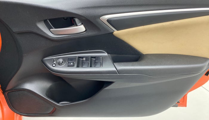 2018 Honda Jazz 1.5 V I DTEC, Diesel, Manual, 62,749 km, Driver Side Door Panels Control