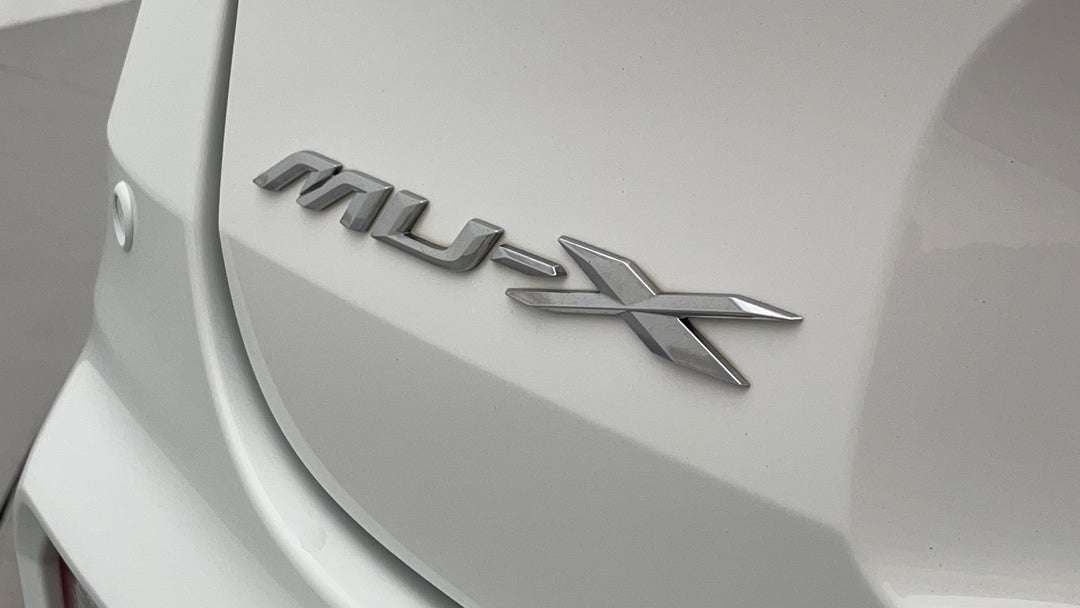 2021 Isuzu MU-X Ls-u (4x2), Automatic, 54835 km, Badge (Boot Left Side)