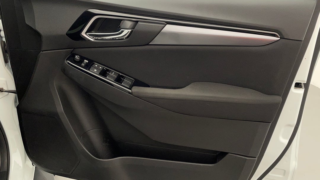 2021 Isuzu MU-X Ls-u (4x2), Automatic, 54835 km, Speaker View