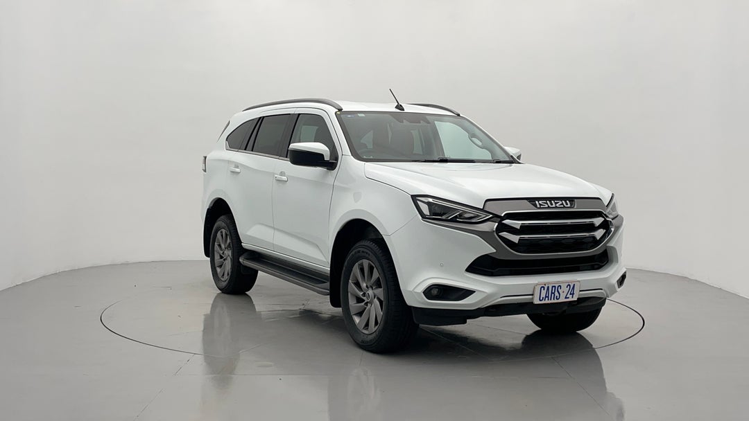 2021 Isuzu MU-X Ls-u (4x2), Automatic, 54835 km, Right Front Diagonal (45- Degree) View