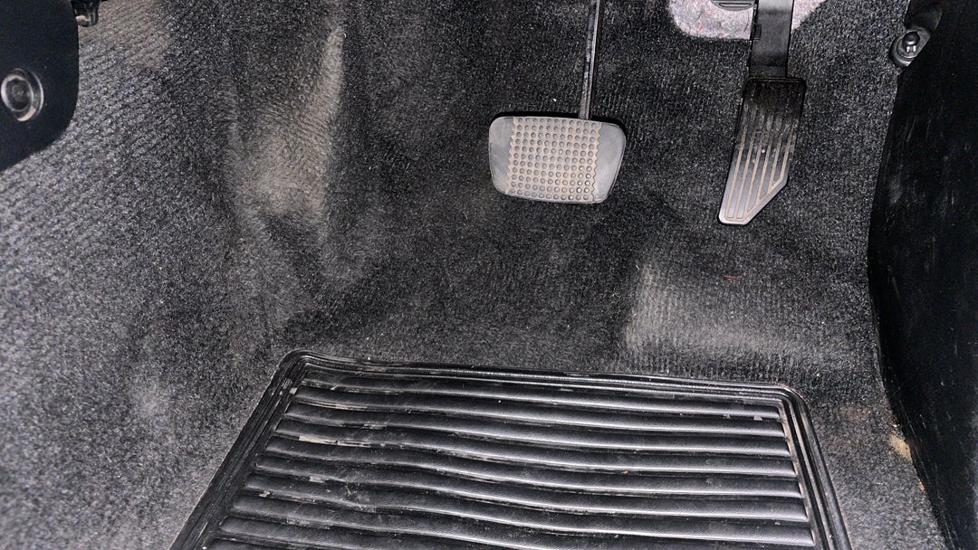 2021 Isuzu MU-X Ls-t (4x4), Automatic, 66660 km, Pedals and Footmat