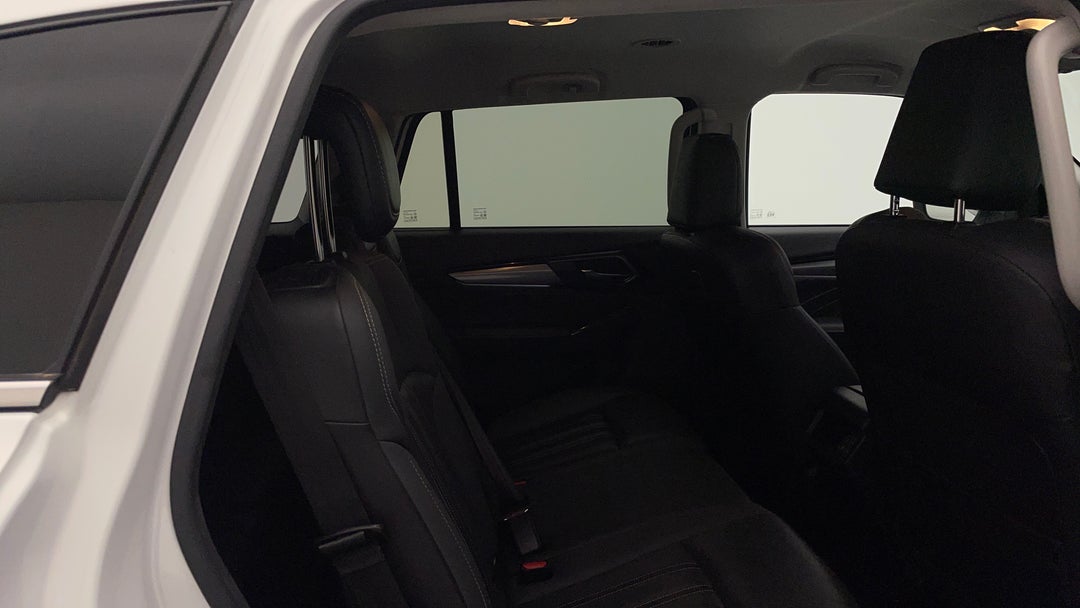 2021 Isuzu MU-X Ls-t (4x4), Automatic, 66660 km, Right Side Rear Door Cabin View