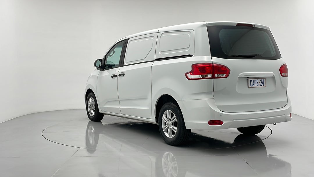 Left Back Diagonal (45- Degree) View