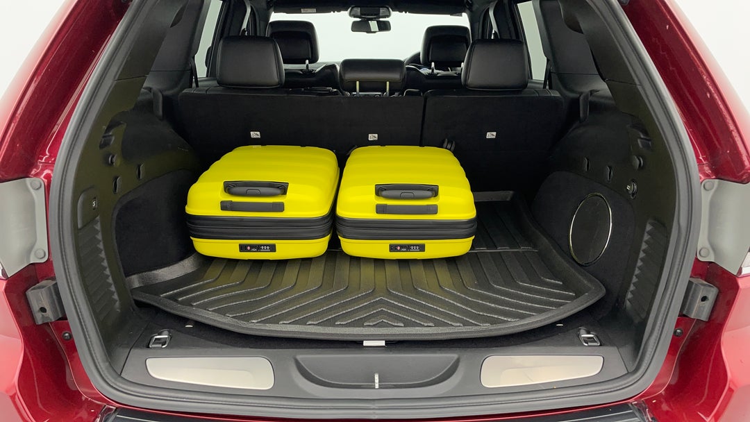 2013 Jeep Grand Cherokee Limited (4x4), Automatic, 89584 km, Boot Inside View with Luggage