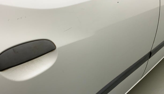 2011 Hyundai i10 ERA 1.1, Petrol, Manual, 97,780 km, Right rear door - Minor scratches