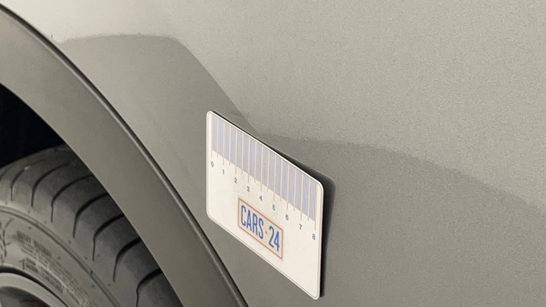 Quarter Panel Front LHS Guard Dent