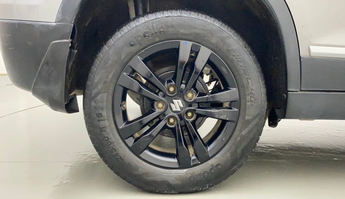 2018 Maruti Vitara Brezza ZDI AMT, Diesel, Automatic, 69,943 km, Right Rear Wheel