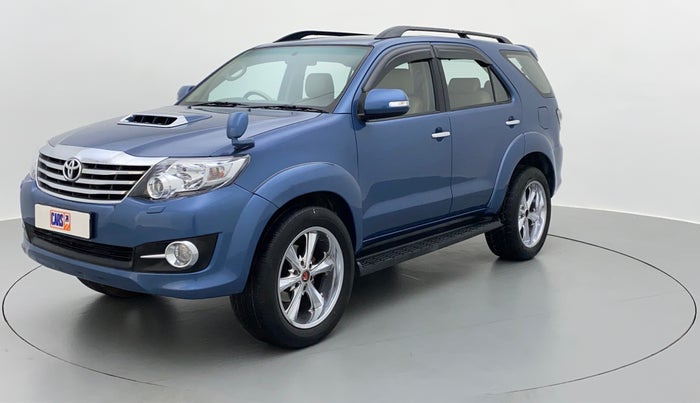 2012 Toyota Fortuner 3.0 AT 4X2, Diesel, Automatic, 91,816 km, Left Front Diagonal