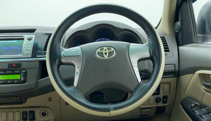 2012 Toyota Fortuner 3.0 AT 4X2, Diesel, Automatic, 91,816 km, Steering Wheel Close Up